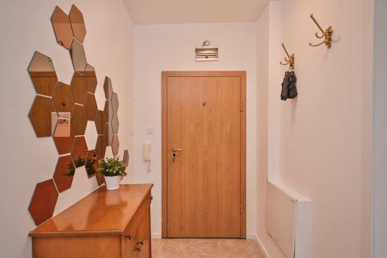 South Park, Vitosha View, 2-Bdr, 2-Bthr Apartment By Flat Mаnager Sofia Extérieur photo